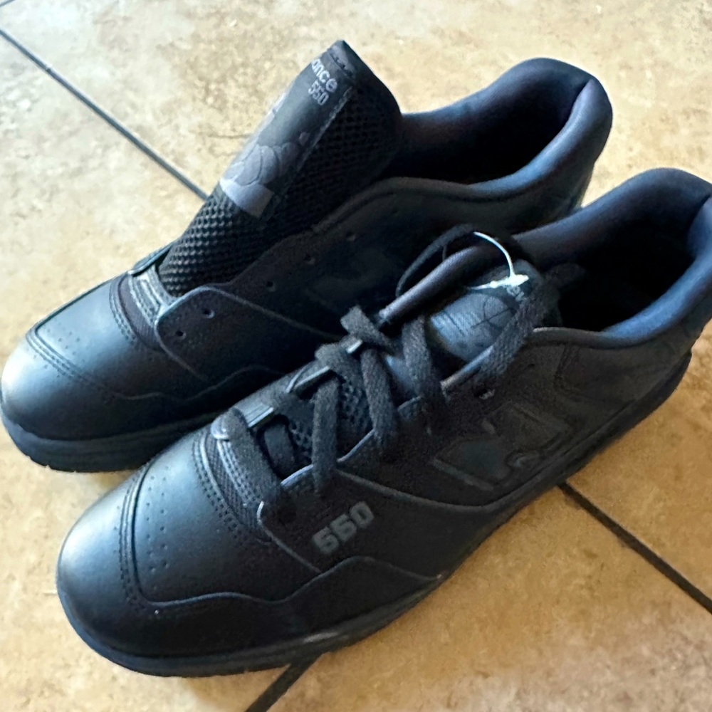 Men New Balance 550. Size 10